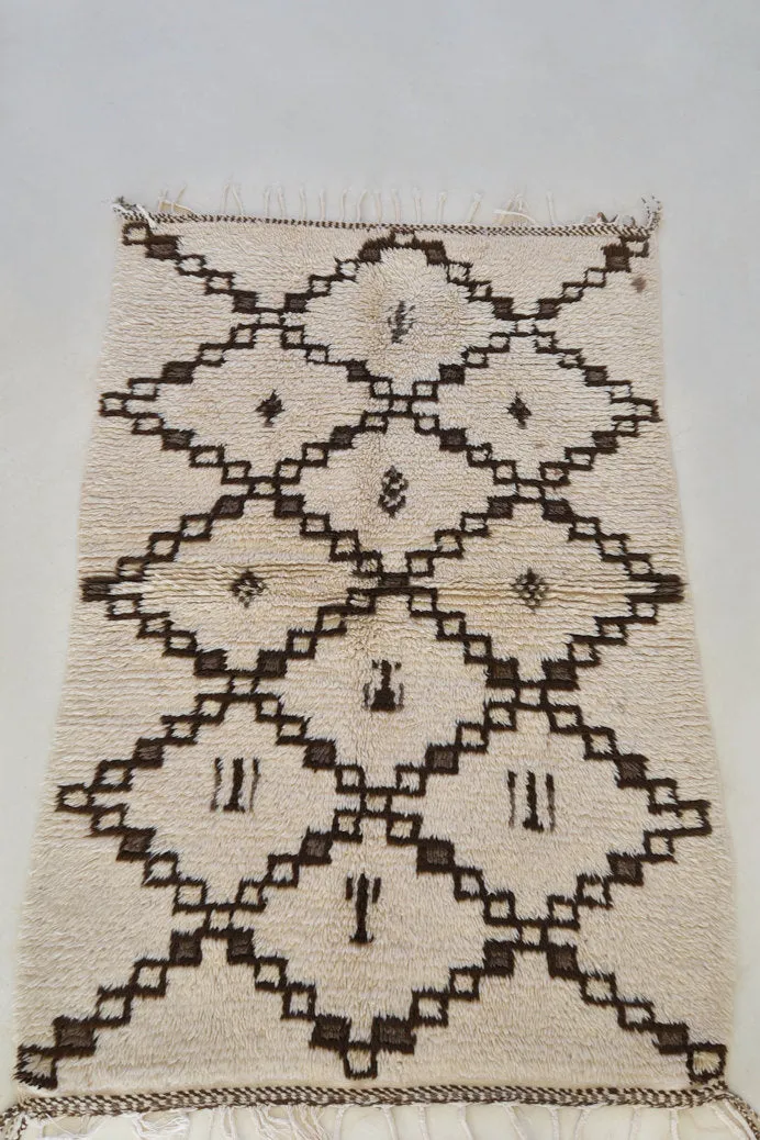 AZILAL 4'10''x3'4''Vintage Moroccan Rug. Wool Boucherouite Carpet. Modern Design.