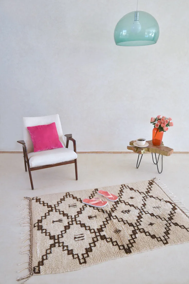 AZILAL 4'10''x3'4''Vintage Moroccan Rug. Wool Boucherouite Carpet. Modern Design.