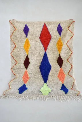 AZILAL. 5'9"x4' 6"Vintage Moroccan Rug. Wool Boucherouite Carpet. Modern Design.