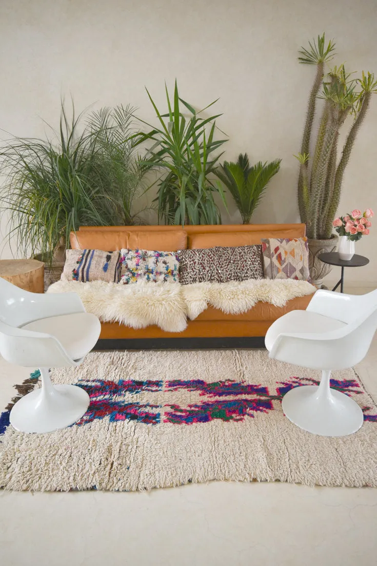AZILAL. 6'9"x3'9" Vintage Moroccan Rug. Wool Boucherouite Carpet. Modern Design.