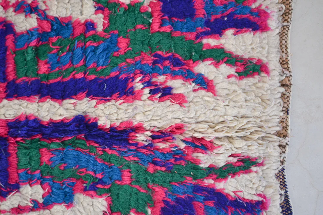 AZILAL. 6'9"x3'9" Vintage Moroccan Rug. Wool Boucherouite Carpet. Modern Design.