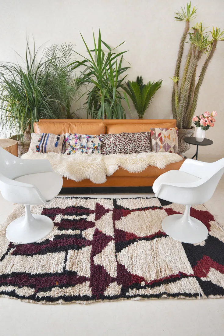 AZILAL. 7'1"x4'3""Vintage Moroccan Rug. Wool Boucherouite Carpet. Modern Design.