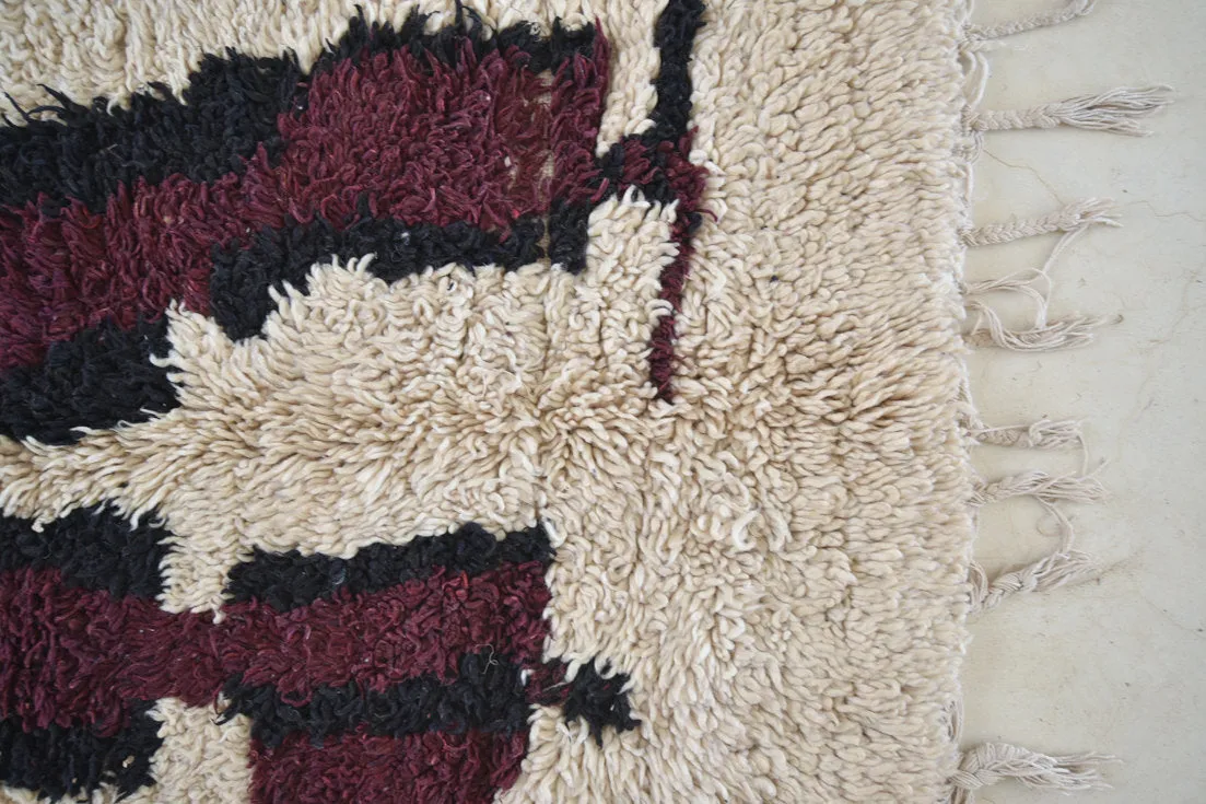 AZILAL. 7'1"x4'3""Vintage Moroccan Rug. Wool Boucherouite Carpet. Modern Design.