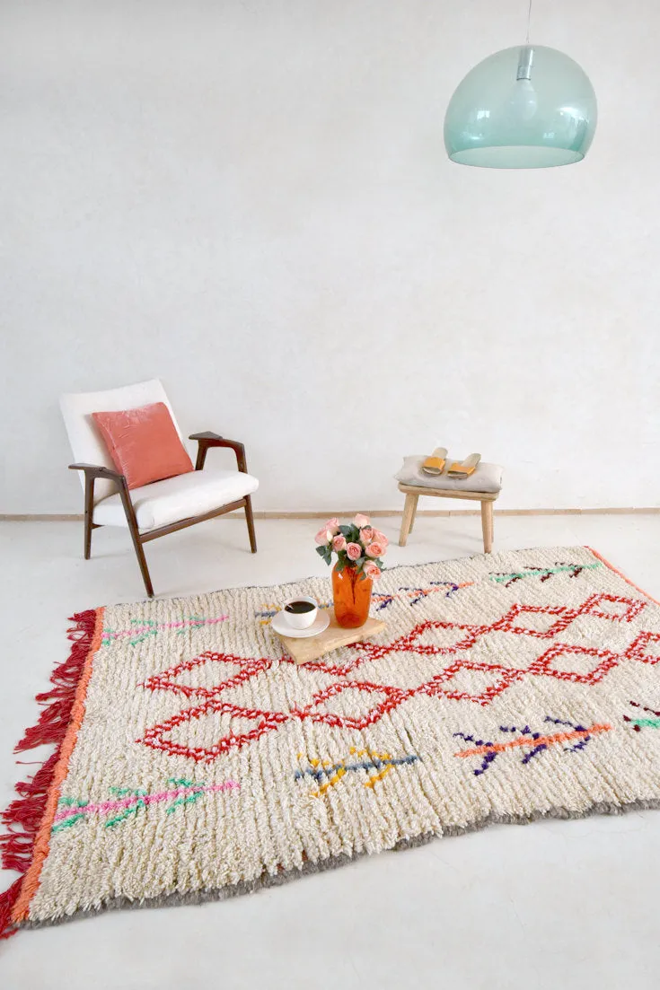 AZILAL. 7'1"x4'4" Vintage Moroccan Rug. Wool Boucherouite Carpet. Modern Design.