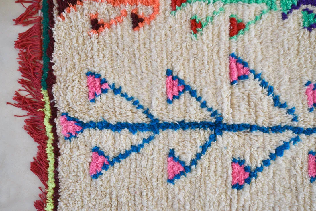 AZILAL. 7'6''x4'6''Vintage Moroccan Rug. Wool Boucherouite Carpet. Modern Design.