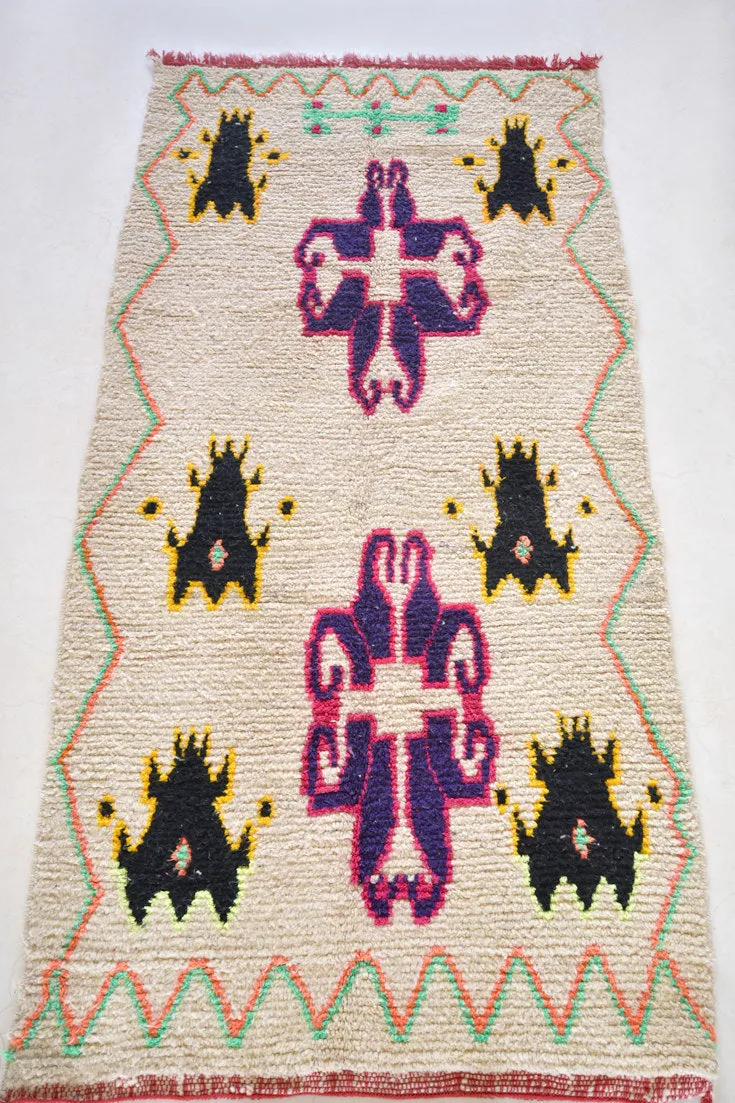 AZILAL. 8'11"x4'5" Vintage Moroccan Rug. Wool Boucherouite Carpet. Modern Design.