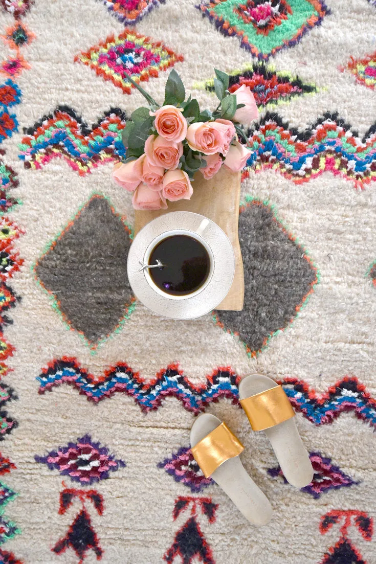AZILAL. 8'3"x4'1" Vintage Moroccan Rug. Wool Boucherouite Carpet. Modern Design.
