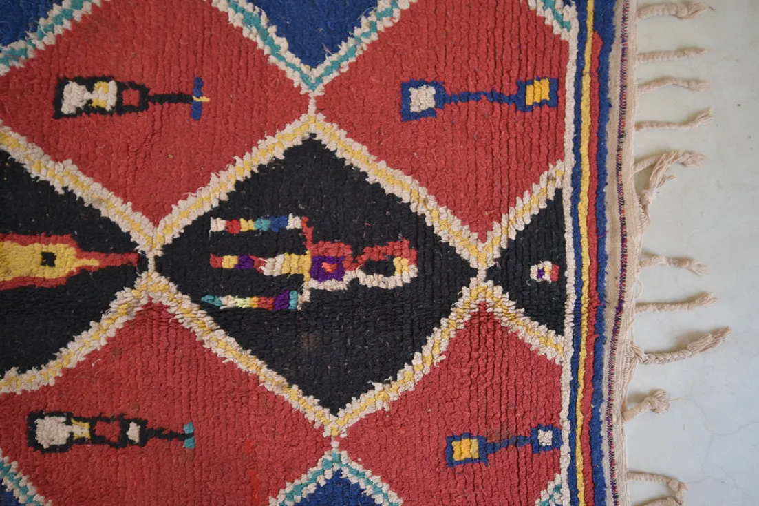 AZILAL. 8'3"x4'8" Vintage Moroccan Rug. Wool Boucherouite Carpet. Modern Design.