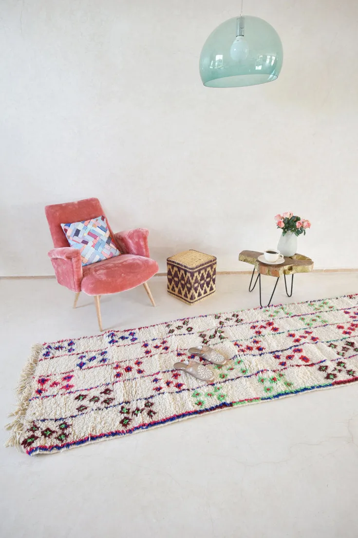 AZILAL. 8'7''x2'11" Vintage Moroccan Runner Rug. Modern Design.