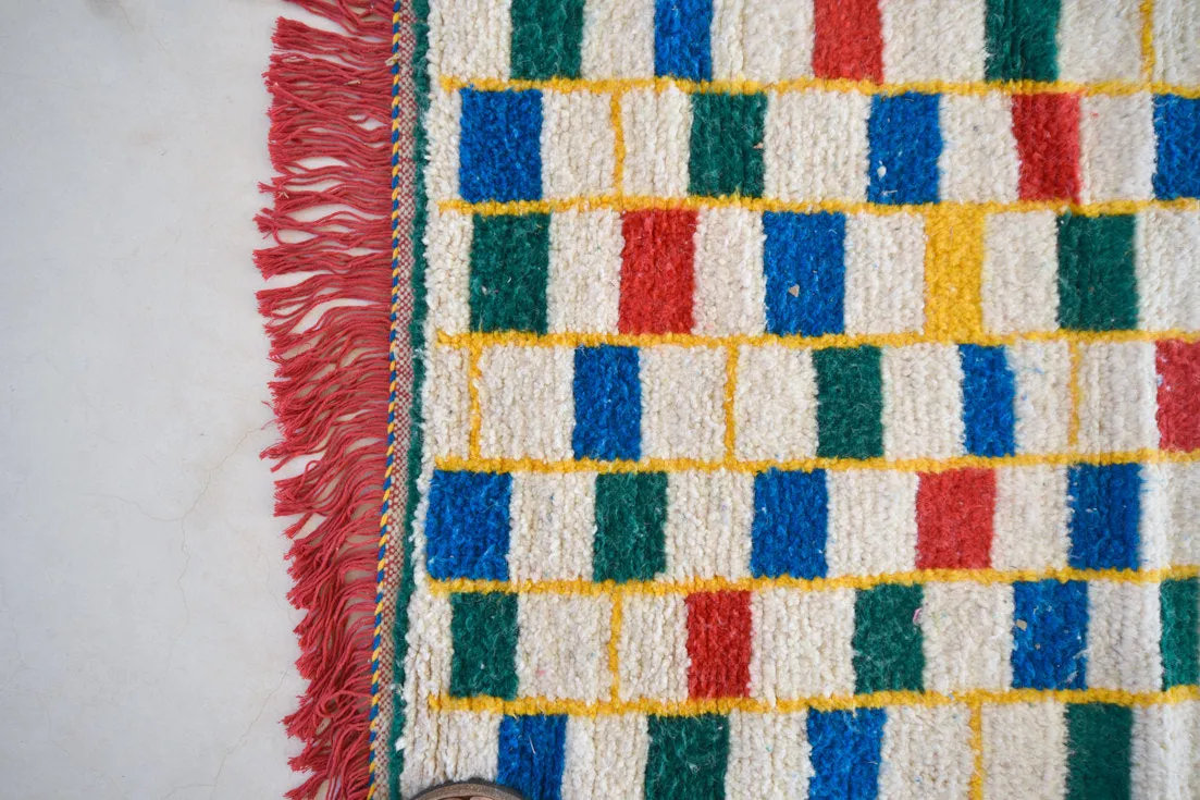 AZILAL. 9'3''x6'2''Vintage Moroccan Rug. Wool Boucherouite Carpet. Modern Design.