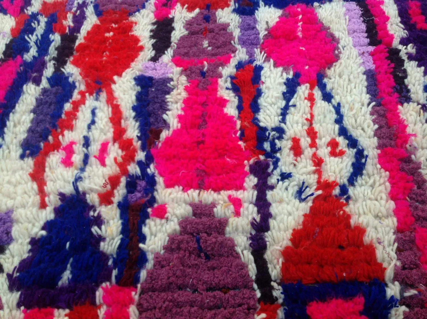 AZILAL. Vintage Moroccan Rug. Pink Wool Boucherouite Carpet. Modern Design.