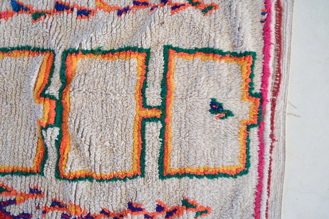 Azilal. Vintage Moroccan Rug. Wool Boucherouite Carpet. Modern Design.