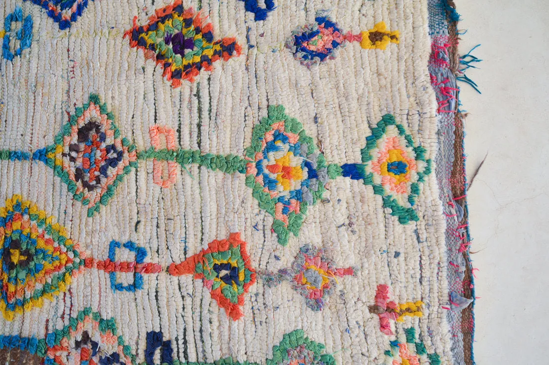 Azilal . Vintage Moroccan Rug. Wool Boucherouite Carpet. Modern Design.