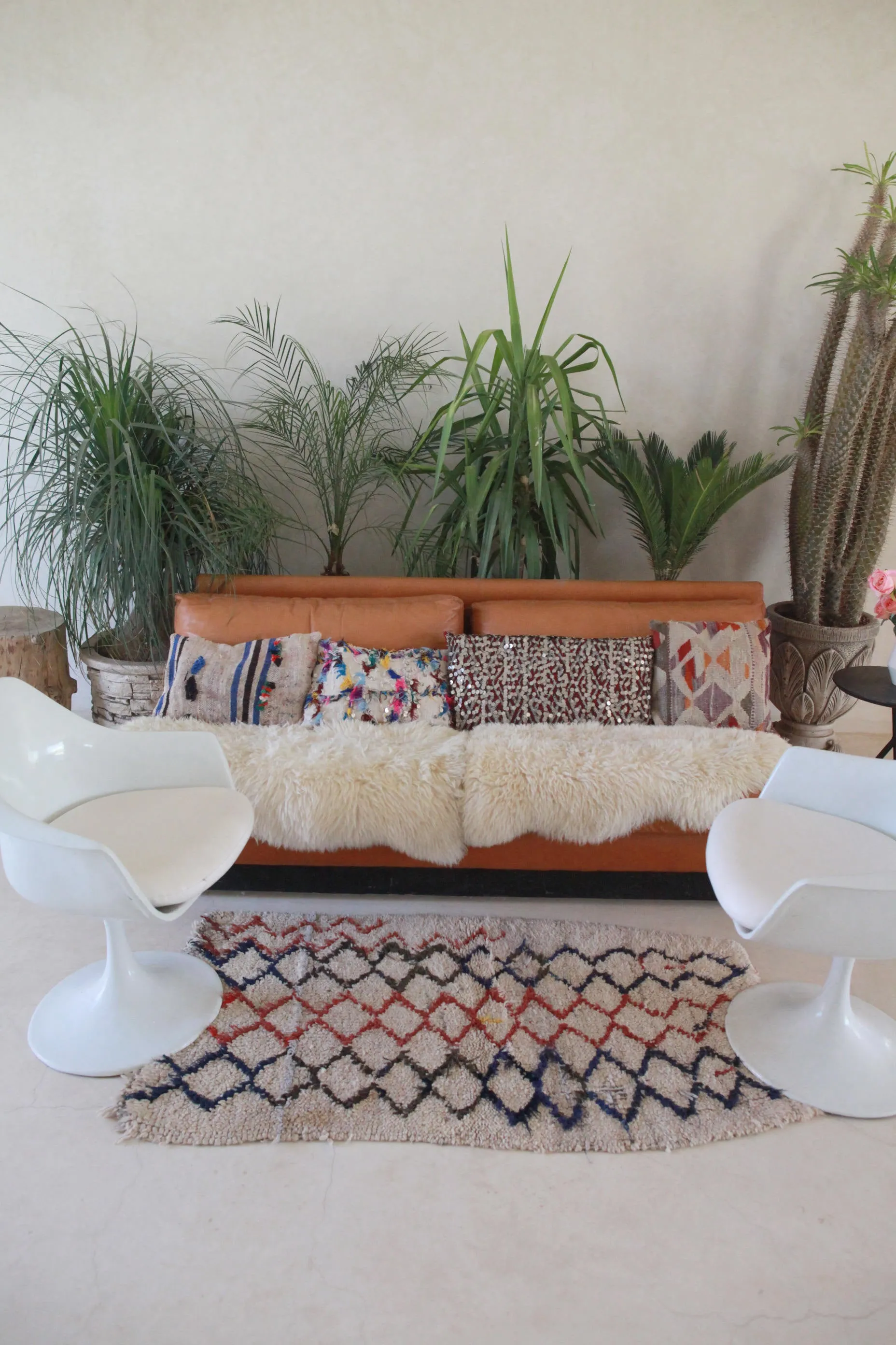 AZILAL Vintage Moroccan Rug. Wool Boucherouite Carpet. Modern Design.