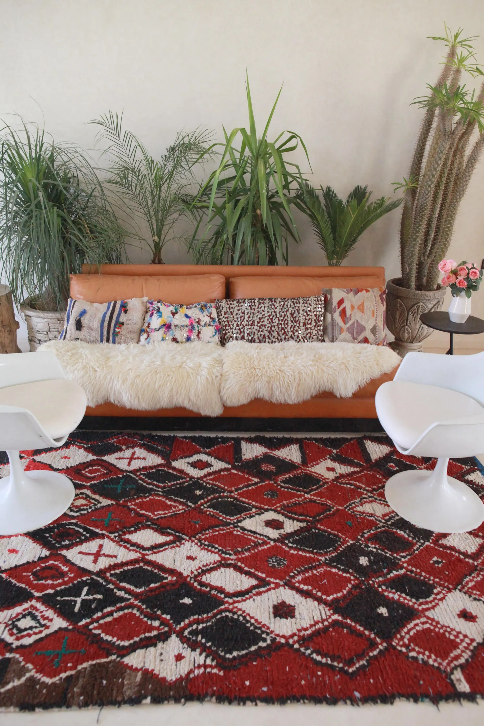 AZILAL Vintage Moroccan Rug. Wool Boucherouite Carpet. Modern Design.