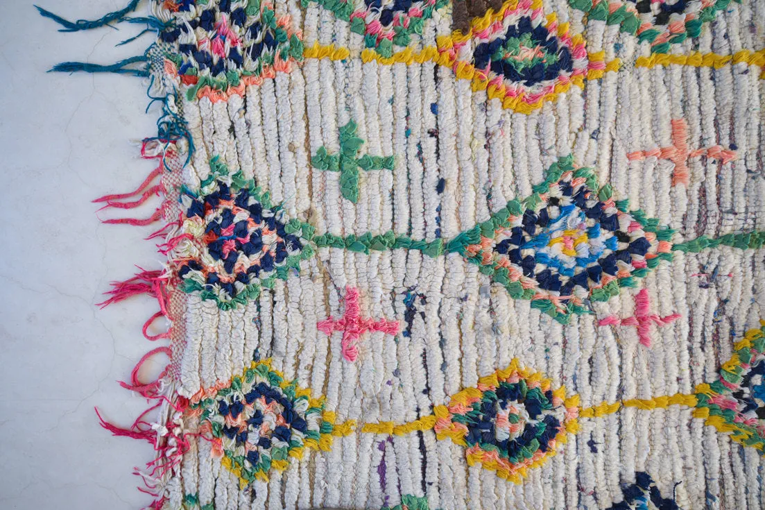 Azilal . Vintage Moroccan Rug. Wool Boucherouite Carpet. Modern Design.
