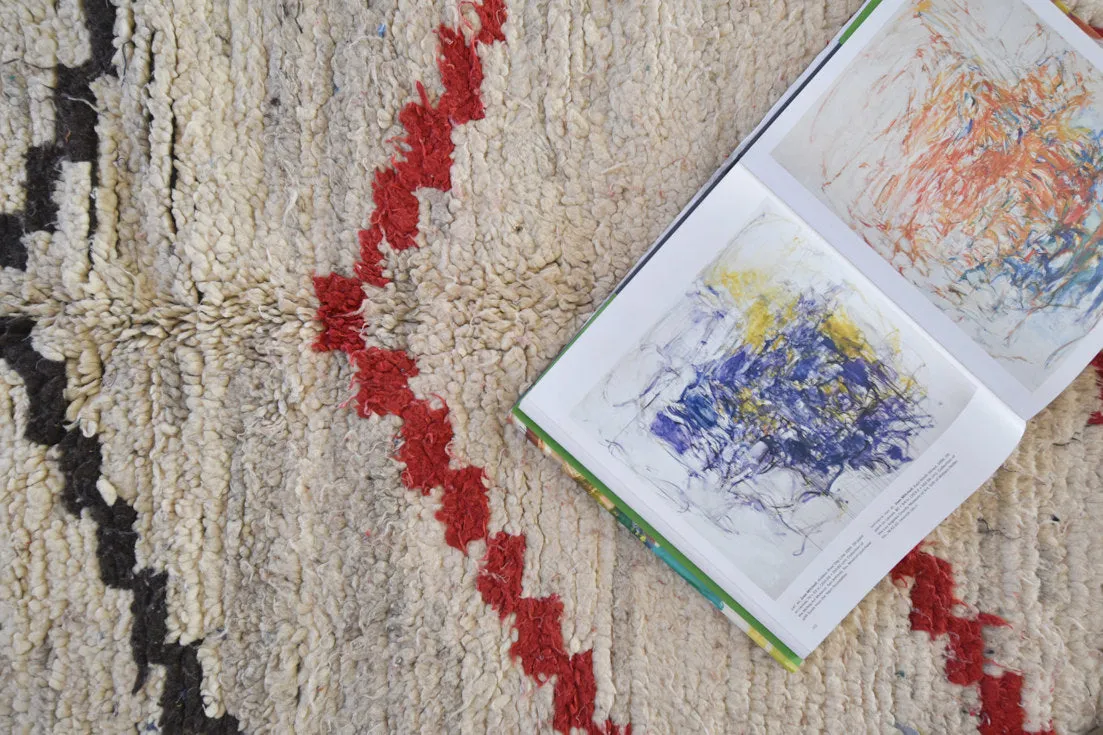 AZILAL. Vintage Moroccan Rug. Wool Boucherouite Carpet. Modern Design.