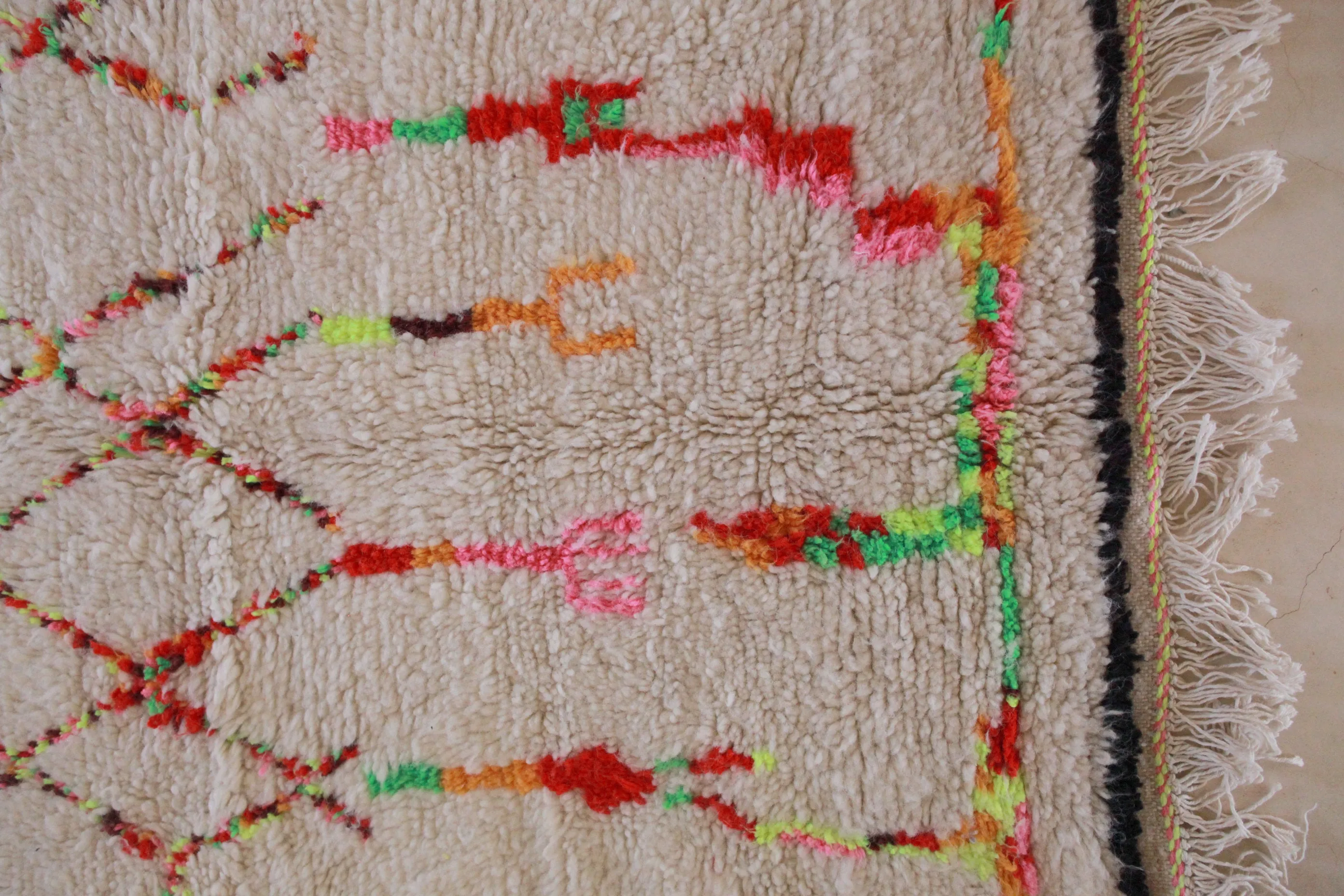 AZILAL Vintage Moroccan Rug. Wool Boucherouite Carpet. Modern Design.