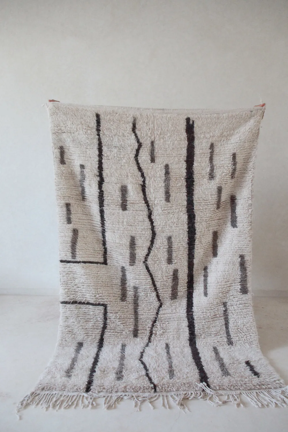 AZILAL. Vintage Moroccan Rug. Wool Boucherouite Carpet. Modern Design.