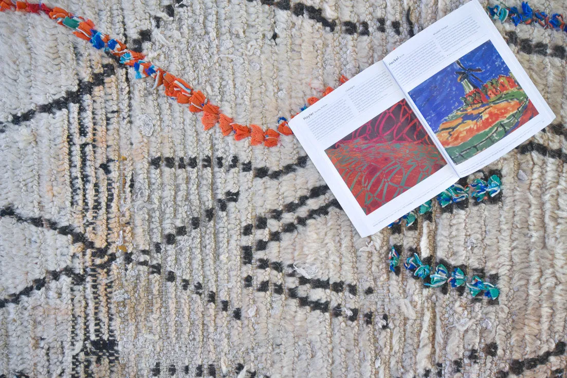 AZILAL. Vintage Moroccan Rug. Wool Boucherouite Carpet. Modern Design.