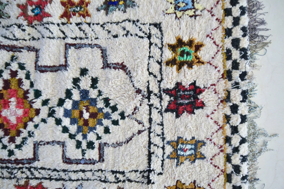 AzilaL. Vintage Moroccan Rug. Wool Boucherouite Carpet. Modern Design.