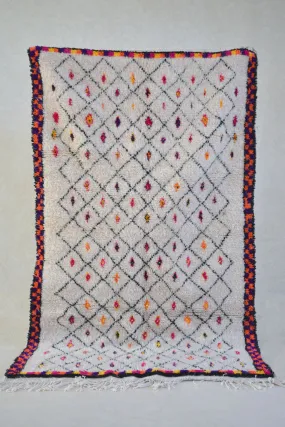 Azilal . Vintage Moroccan Rug. Wool Boucherouite Carpet. Modern Design.