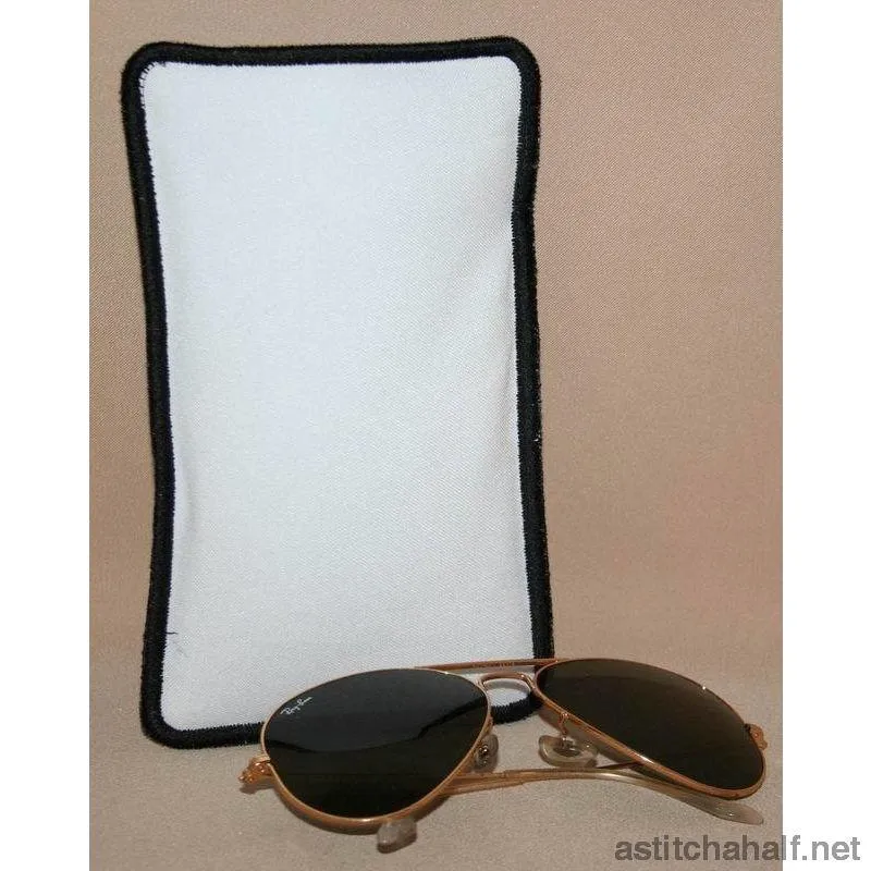 Peacock Eyeglass Cases 01