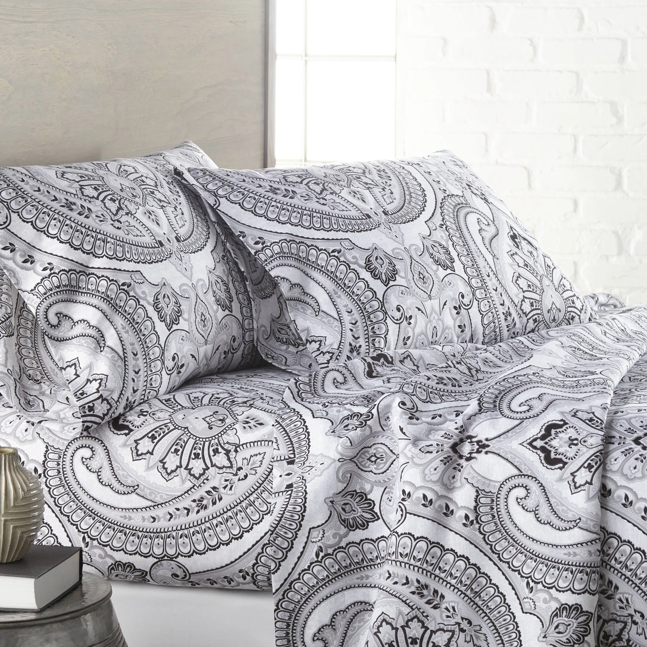 Pure Melody Pillow Cases