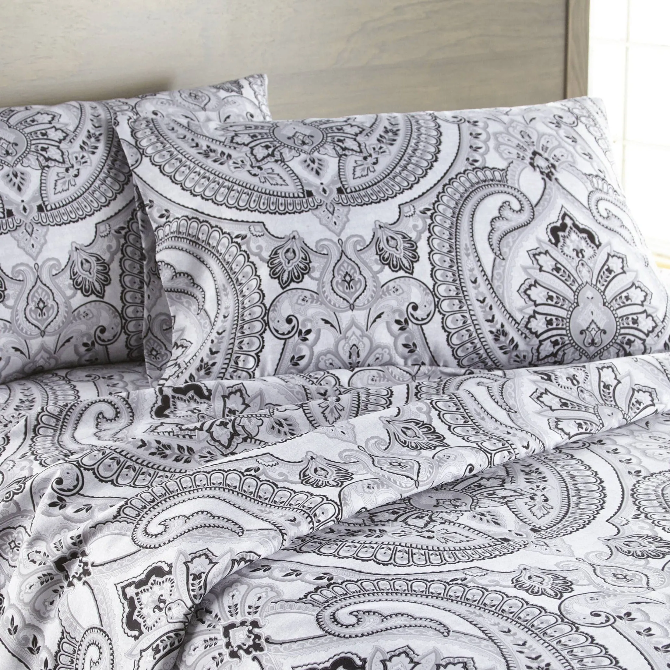 Pure Melody Pillow Cases