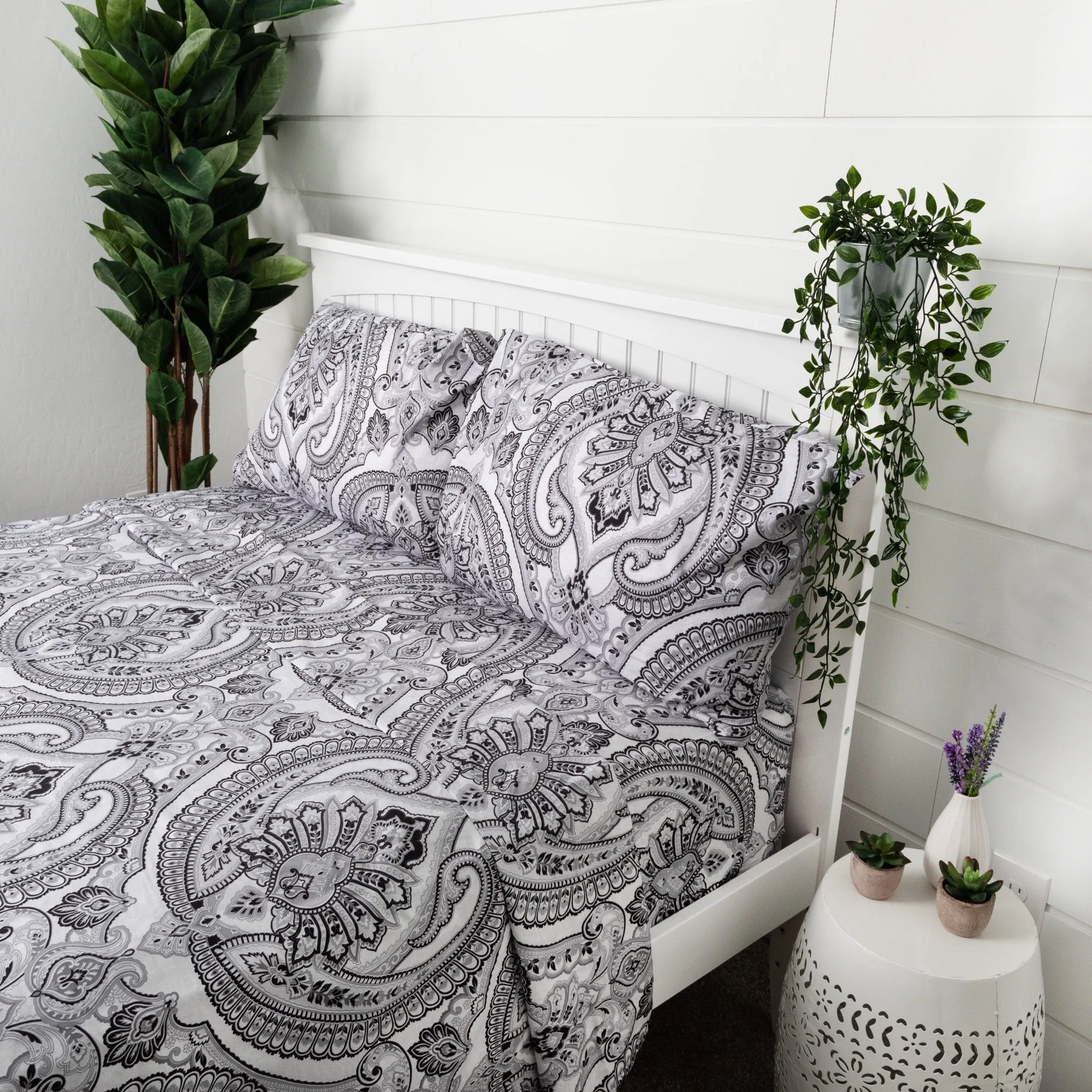 Pure Melody Pillow Cases