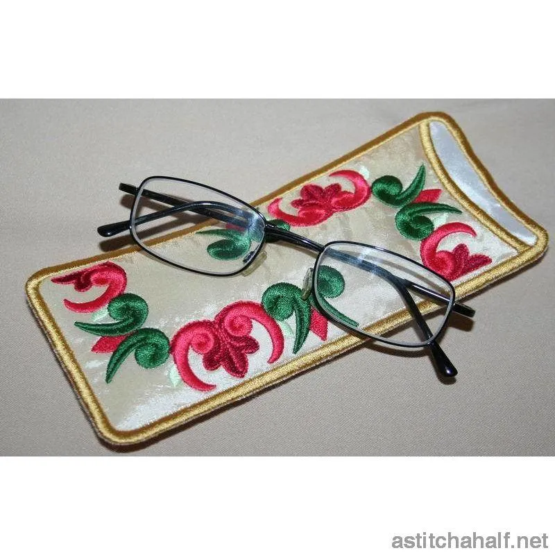 Royal Eyeglass Cases 04